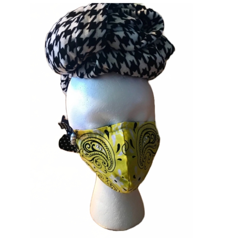 HANDCRAFTED "BANANA BANANA BANDANA" FACE MASK